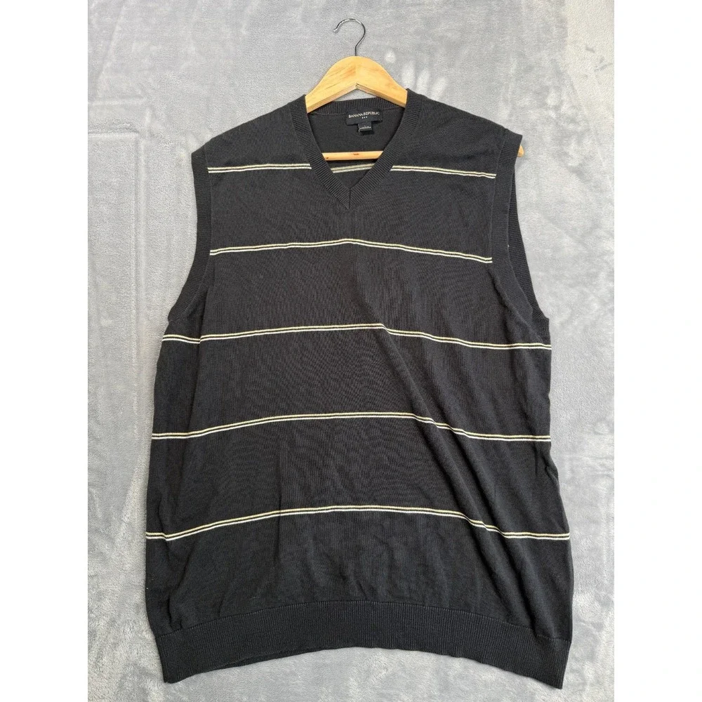 Banana Republic Sweater Vest Mens Large Black Striped Cotton V Neck